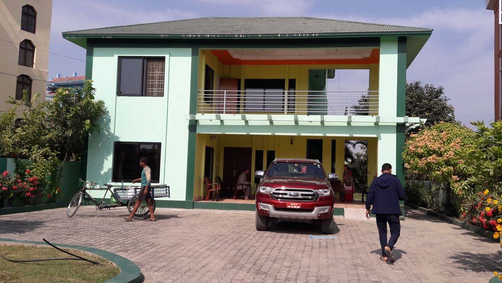 प्रधानमन्त्री पत्नीले चुनावी प्रयोजनको लागि घर किनिन्